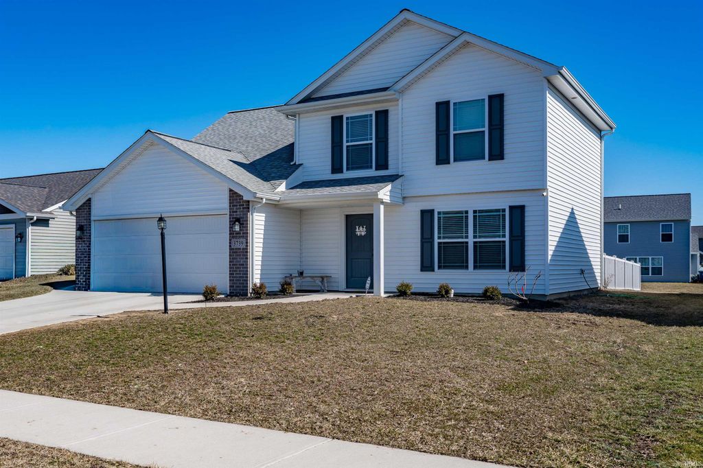 Photo of 3739 Victoria Lakes Court, New Haven, IN 46774 (MLS # 202607372)