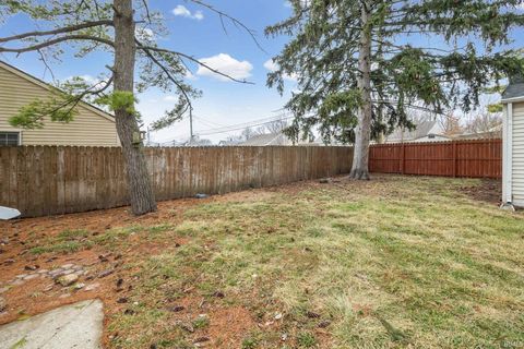 Tiny photo for 800 S 27th Street, Lafayette, IN 47904 (MLS # 202605357)