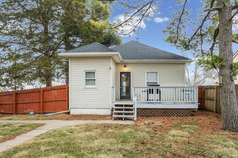 Tiny photo for 800 S 27th Street, Lafayette, IN 47904 (MLS # 202605357)