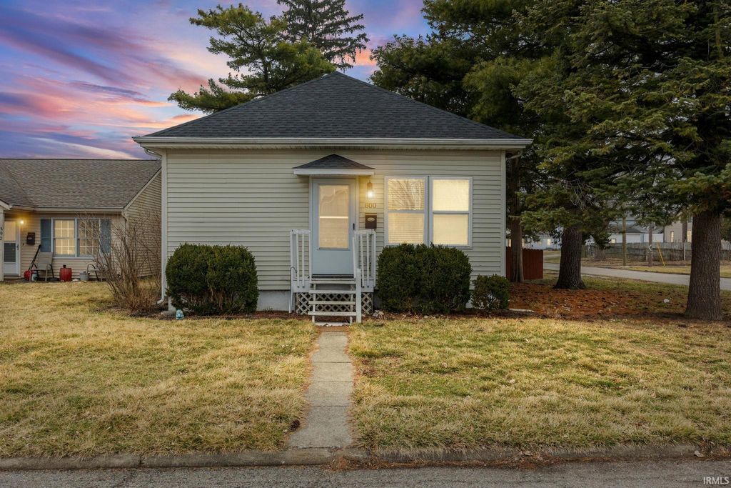 Photo of 800 S 27th Street, Lafayette, IN 47904 (MLS # 202605357)