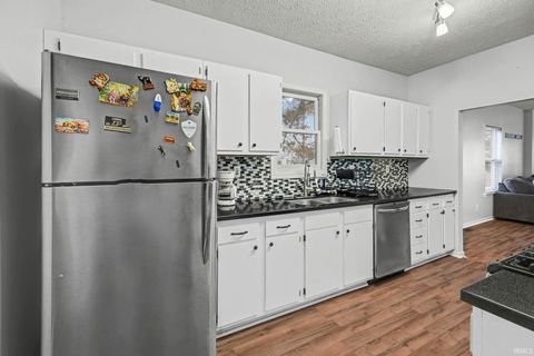 Tiny photo for 800 S 27th Street, Lafayette, IN 47904 (MLS # 202605357)