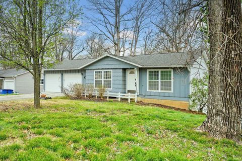 Photo of 151 White Lane, Bedford, IN 47421 (MLS # 202611391)