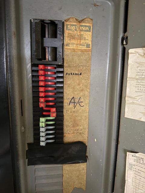 Tiny photo for 2756 N 1100 W, Royal Center, IN 46978 (MLS # 202611880)