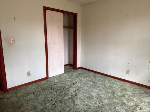 Tiny photo for 2756 N 1100 W, Royal Center, IN 46978 (MLS # 202611880)