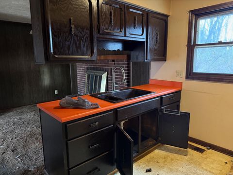 Tiny photo for 2756 N 1100 W, Royal Center, IN 46978 (MLS # 202611880)