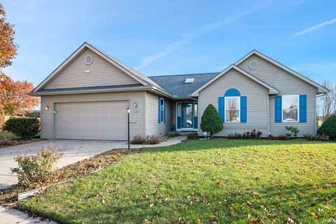 Photo of 1208 Rosemare Court, Goshen, IN 46526 (MLS # 202547411)