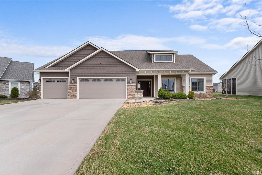 Photo of 13476 Martingale Cove, Grabill, IN 46741 (MLS # 202611399)