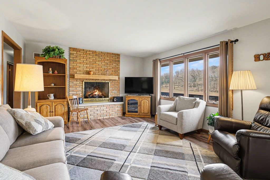 Photo of 24261 County Road 126, Goshen, IN 46526 (MLS # 202607521)