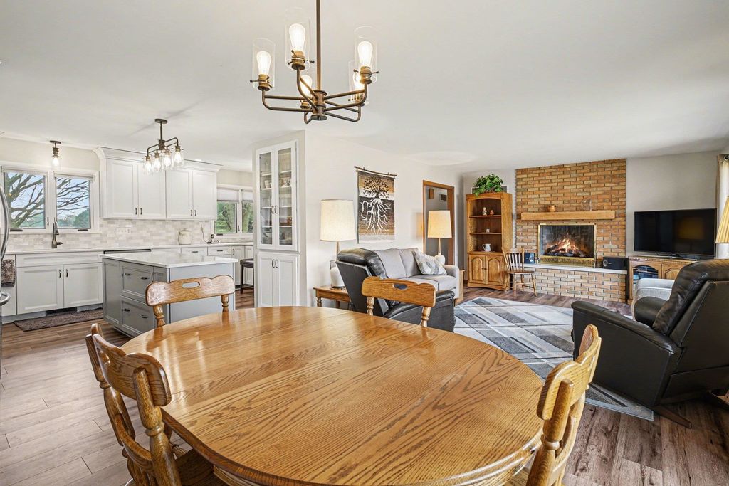 Photo of 24261 County Road 126, Goshen, IN 46526 (MLS # 202607521)