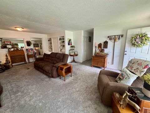 Tiny photo for 4908 Council Ring Boulevard, Kokomo, IN 46902 (MLS # 202546298)