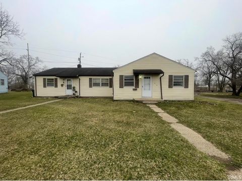 Photo of 431 S 29Th Street, South Bend, IN 46615 (MLS # 202604066)
