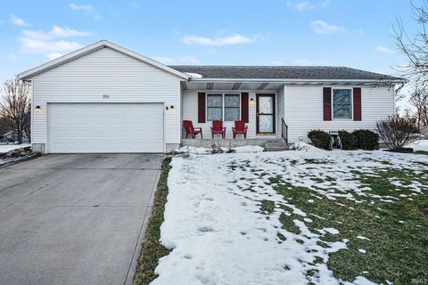 Photo of 524 Fescue Court, Goshen, IN 46528 (MLS # 202604512)