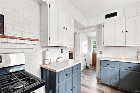 Tiny photo for 1610 King Street, Lafayette, IN 47905 (MLS # 202633633)