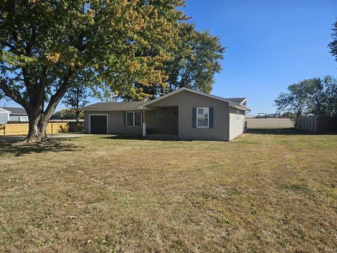 Tiny photo for 2200 N Dixon Road, Kokomo, IN 46901 (MLS # 202542294)