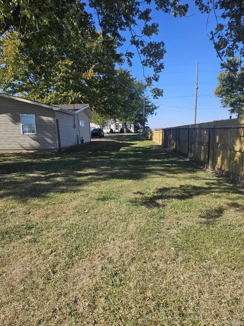 Tiny photo for 2200 N Dixon Road, Kokomo, IN 46901 (MLS # 202542294)