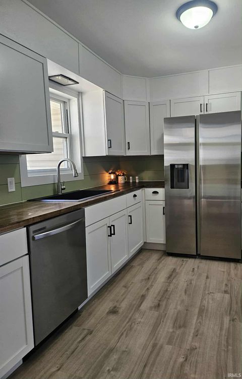 Tiny photo for 2200 N Dixon Road, Kokomo, IN 46901 (MLS # 202542294)