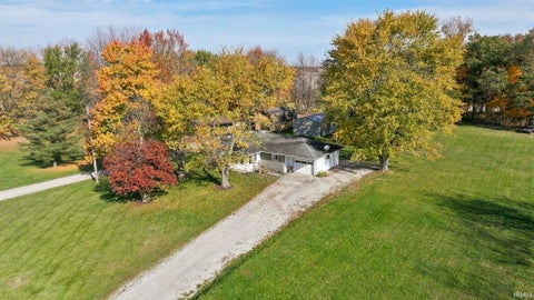 Tiny photo for 2550 W Business 30 Road, Columbia City, IN 46725 (MLS # 202644955)