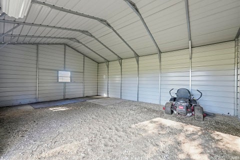 Tiny photo for 2550 W Business 30 Road, Columbia City, IN 46725 (MLS # 202644955)