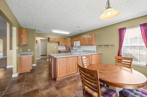 Tiny photo for 2003 Kingfisher Drive, Lafayette, IN 47909 (MLS # 202545315)