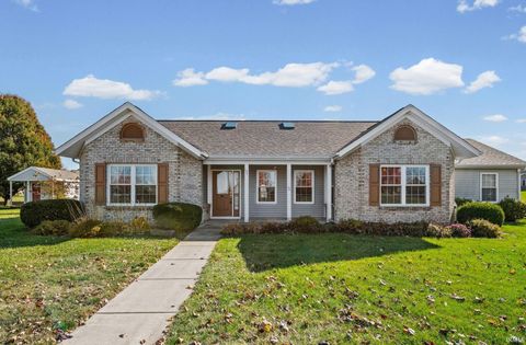 Photo of 2003 Kingfisher Drive, Lafayette, IN 47909 (MLS # 202545315)