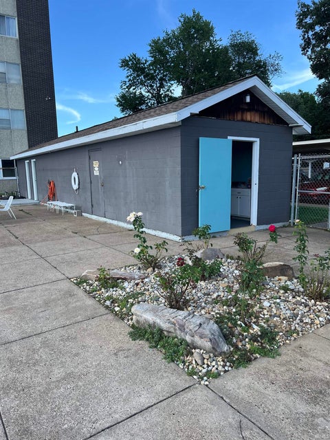 Tiny photo for 1100 Erie Avenue #409, Evansville, IN 47715 (MLS # 202624875)