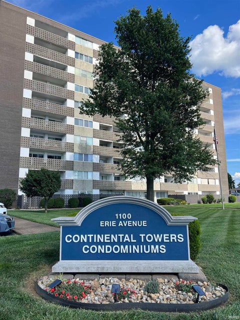 Tiny photo for 1100 Erie Avenue #409, Evansville, IN 47715 (MLS # 202624875)