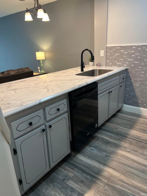 Tiny photo for 1100 Erie Avenue #409, Evansville, IN 47715 (MLS # 202624875)