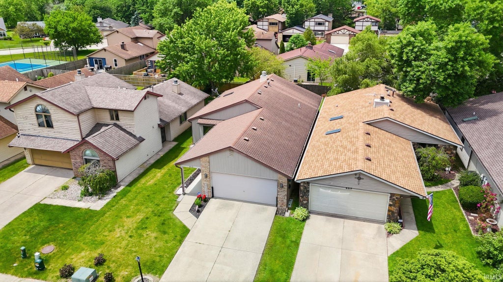 Photo of 4513 E Shenandoah Circle, Fort Wayne, IN 46835 (MLS # 202621699)