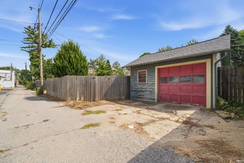 Tiny photo for 718 S 10Th Street, Lafayette, IN 47905 (MLS # 202636198)