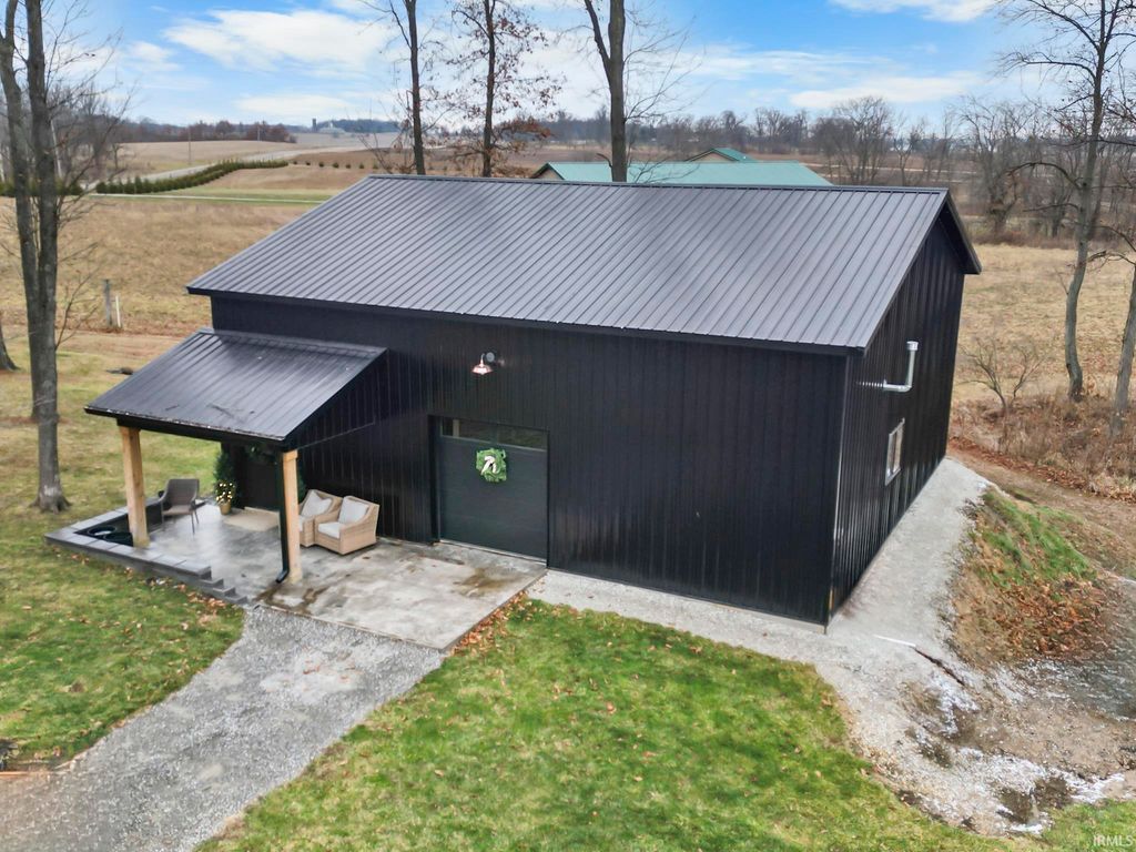 Photo of 4525 N Independence Pine Village Road, Attica, IN 47918 (MLS # 202601036)