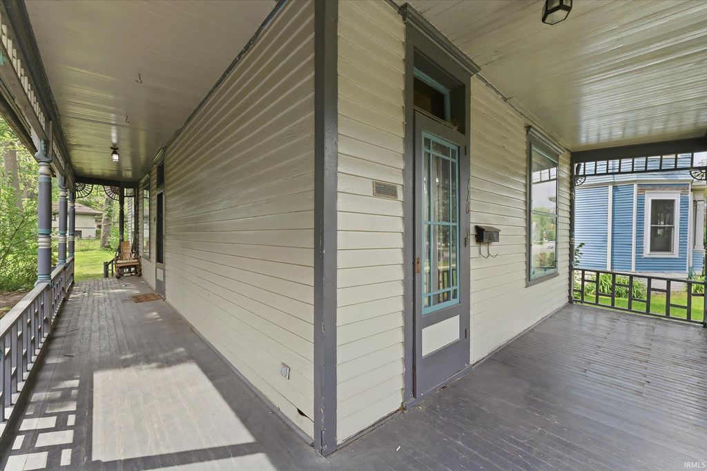 Photo of 716 W Colfax Avenue, South Bend, IN 46601 (MLS # 202619201)