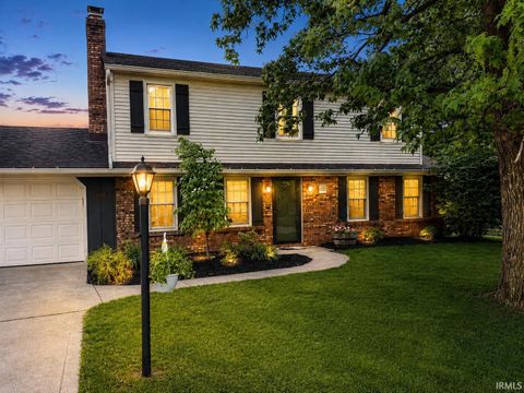 Photo of 7716 Ridgeside Lane, Fort Wayne, IN 46835 (MLS # 202620222)