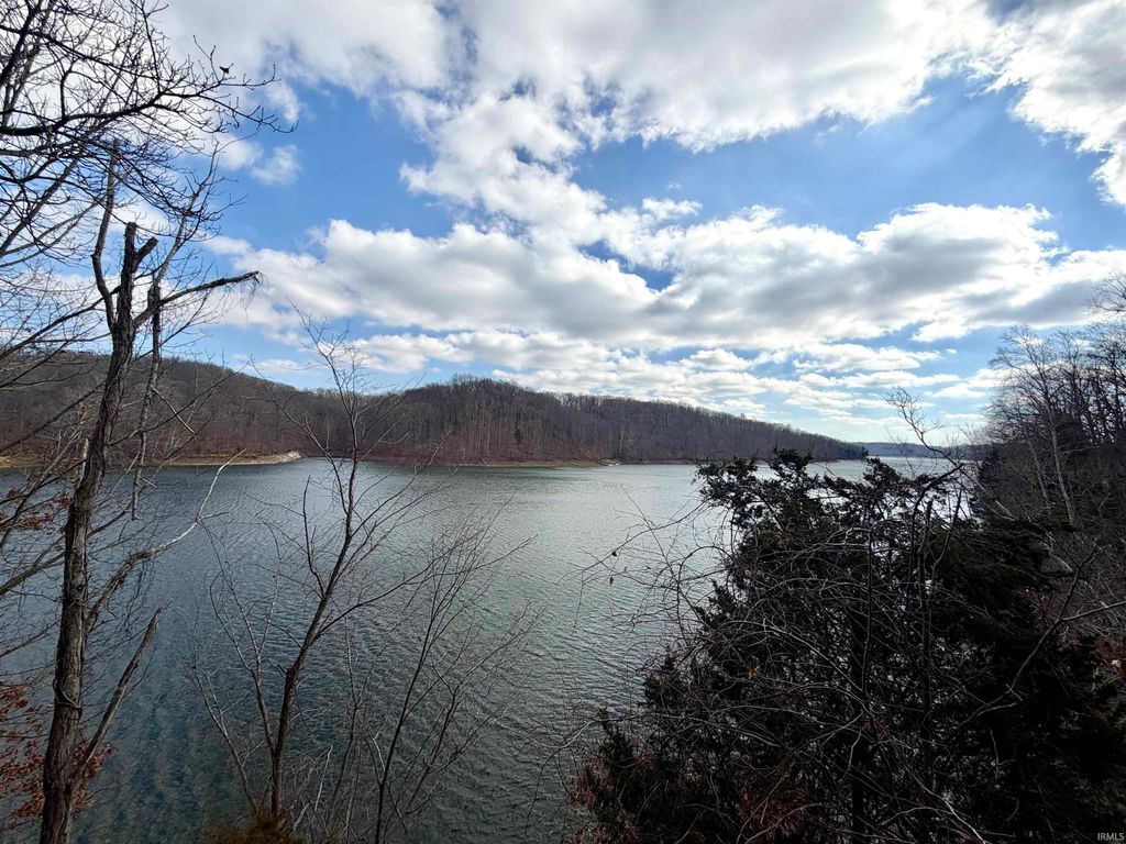 Photo of 3948 E Eagle Bay Drive #25, Bloomington, IN 47401 (MLS # 202605434)