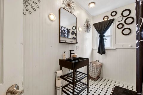 Tiny photo for 817 E Main Street, Greentown, IN 46936 (MLS # 202612290)