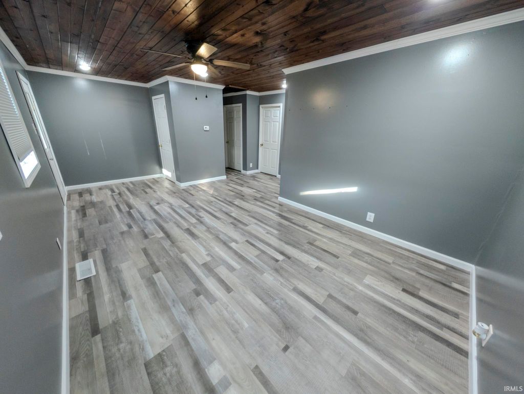 Photo of 556 Montclair Drive, New Haven, IN 46774 (MLS # 202545369)