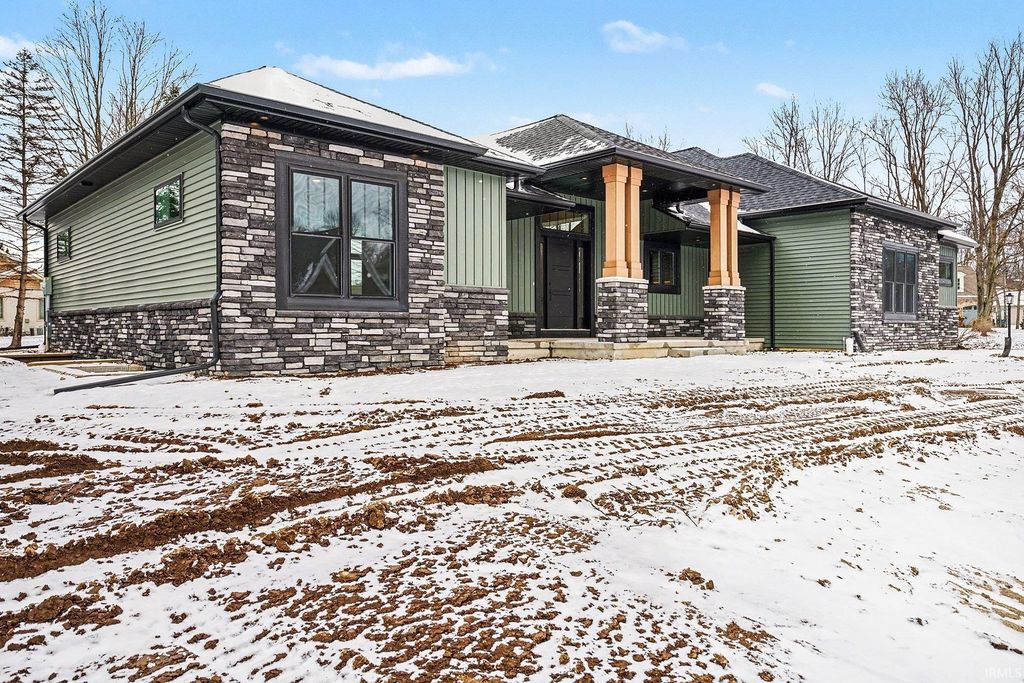 Photo of 19332 Sweetbriar Court, Bristol, IN 46507 (MLS # 202601788)