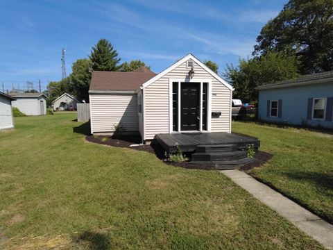 Photo of 442 Walnut Street, Monticello, IN 47960 (MLS # 202537464)