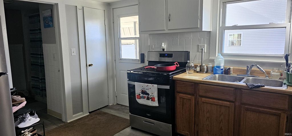 Photo of 219 E Taylor Street, Boonville, IN 47601 (MLS # 202549187)