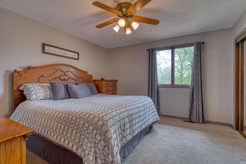 Tiny photo for 1899 W Kelly Road, Boonville, IN 47601 (MLS # 202612543)