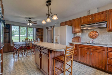 Tiny photo for 1899 W Kelly Road, Boonville, IN 47601 (MLS # 202612543)