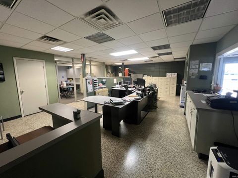 Tiny photo for 1400 E Boulevard Blvd, Kokomo, IN 46902 (MLS # 202607981)