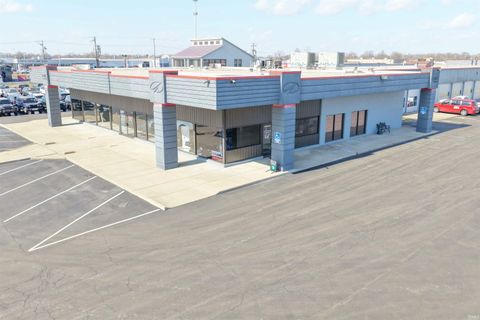 Photo of 1400 E Boulevard Blvd, Kokomo, IN 46902 (MLS # 202607981)