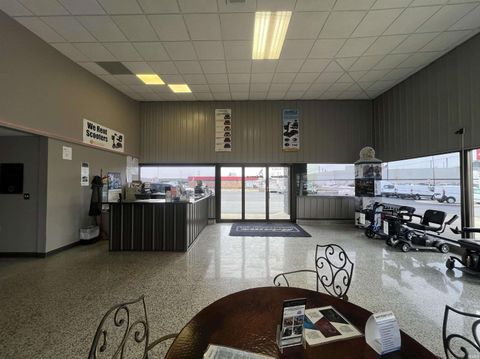 Tiny photo for 1400 E Boulevard Blvd, Kokomo, IN 46902 (MLS # 202607981)