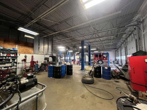 Tiny photo for 1400 E Boulevard Blvd, Kokomo, IN 46902 (MLS # 202607981)