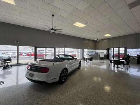 Tiny photo for 1400 E Boulevard Blvd, Kokomo, IN 46902 (MLS # 202607981)