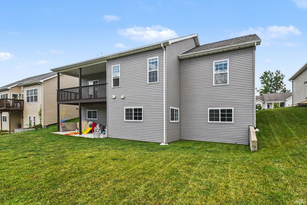Photo of 2623 Pine Cone Lane, Warsaw, IN 46582 (MLS # 202624575)