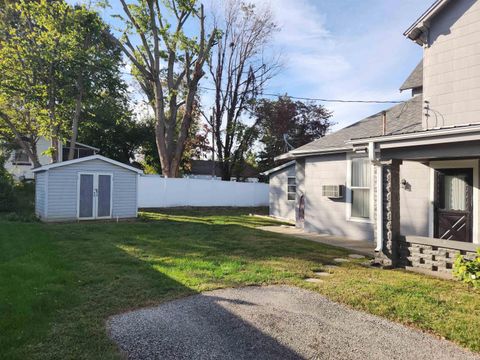 Tiny photo for 207 N Meridian Street, Washington, IN 47501 (MLS # 202543707)