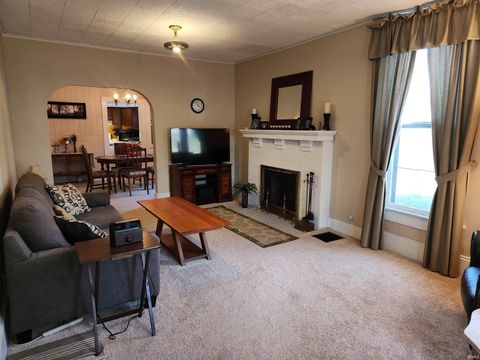 Tiny photo for 207 N Meridian Street, Washington, IN 47501 (MLS # 202543707)