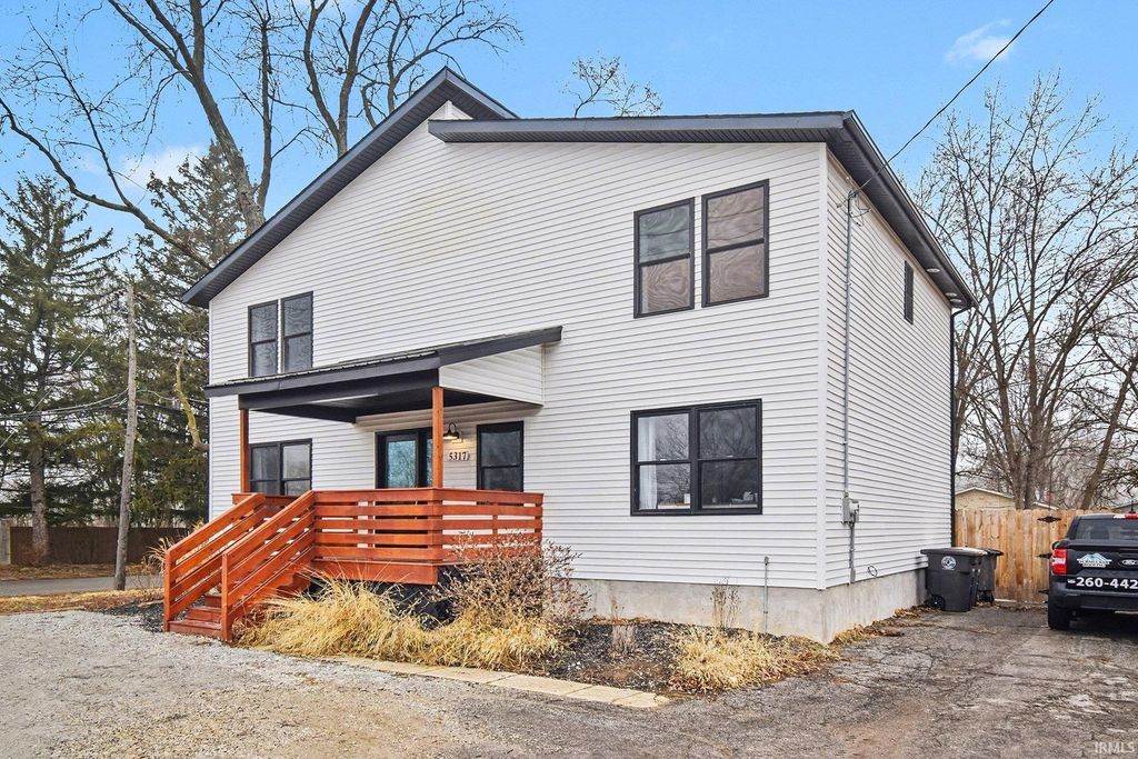 Photo of 5317 Stellhorn Road, Fort Wayne, IN 46815 (MLS # 202606631)