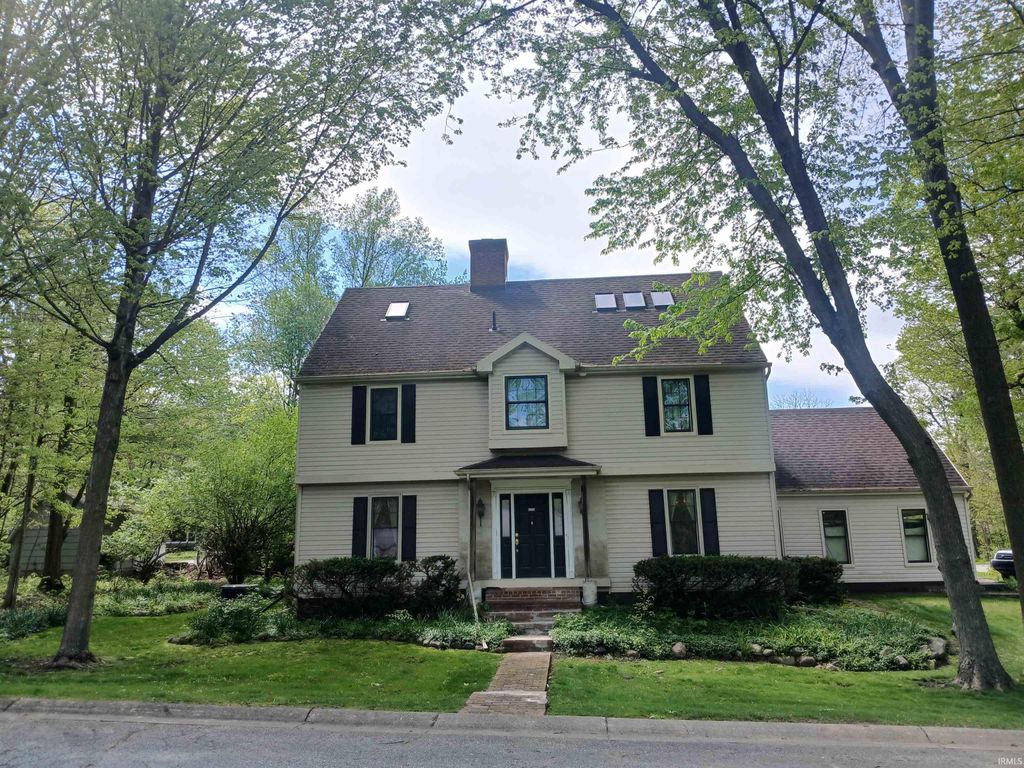 Photo of 4205 Sampson Street, South Bend, IN 46614 (MLS # 202616821)